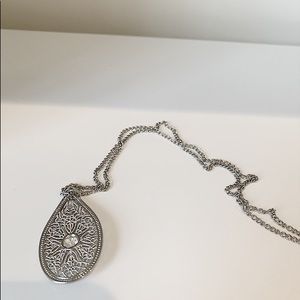 🌼Peaceful Pendant Necklace